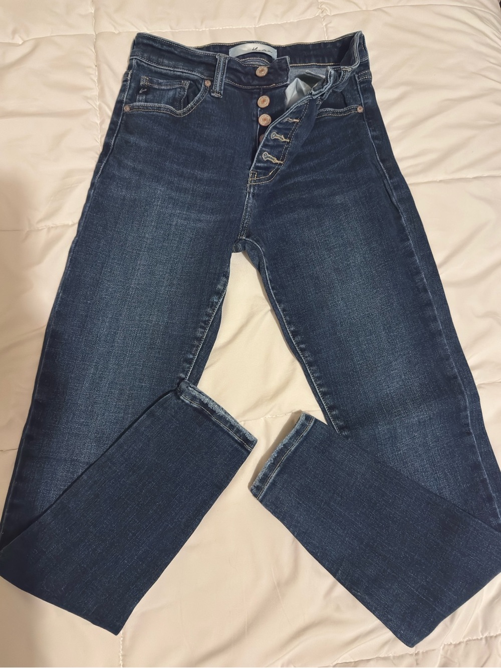 KanCan Dark Blue Women’s High-Rise Button-Fly skinny Jeans